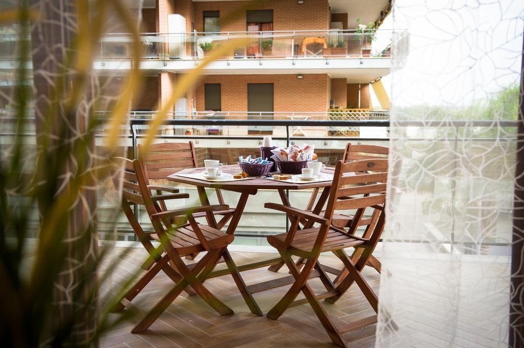 Hotel Domus Bb - Plaza Fiumicino Exteriér fotografie